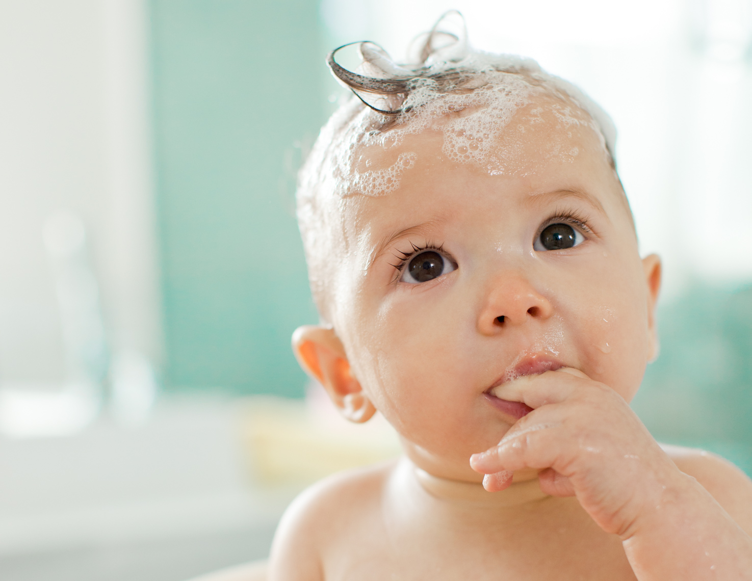 Baby shampoo suds | Commercial Lifestyle Photographer