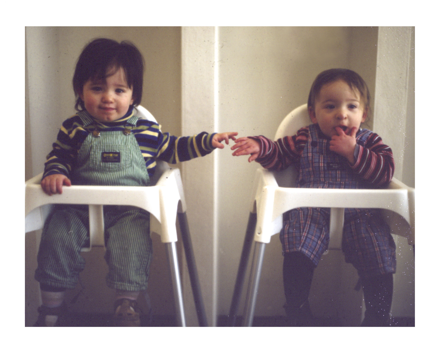 Adorable baby sisters | Photographers who shoot film