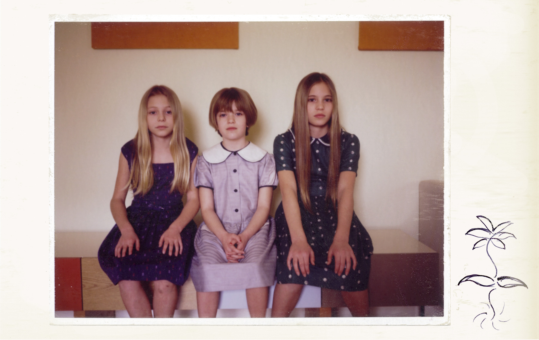 Photoshoot vintage dress | Editorial Kids Photographer