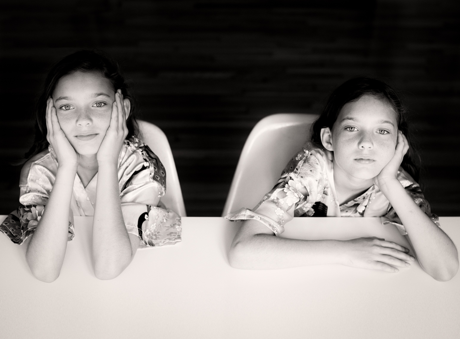 Elegant twin sisters | Editorial Portrait Photographer