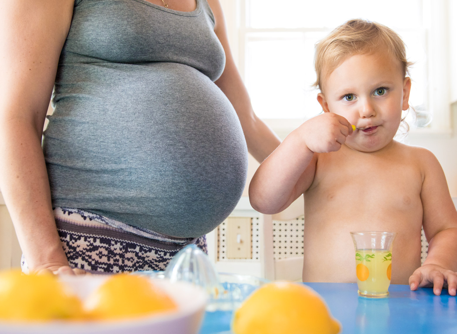 Toddler making lemonade | Austin Lifestyle Photographer