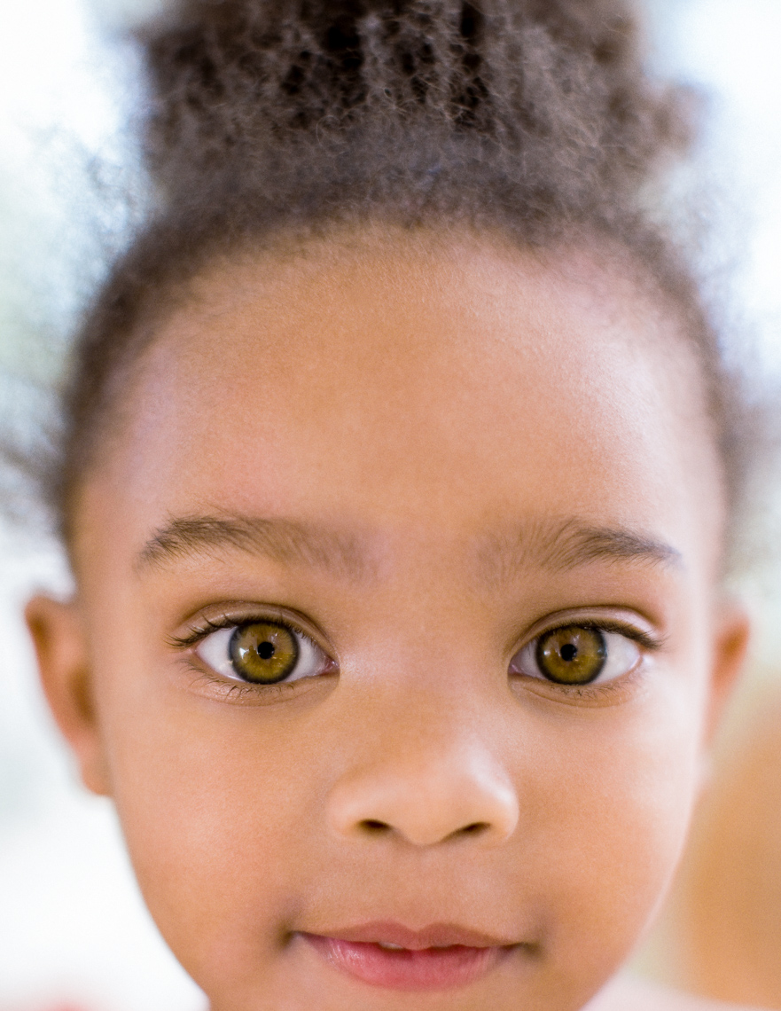 Toddler with engaging eyes | Commercial Child Photographer