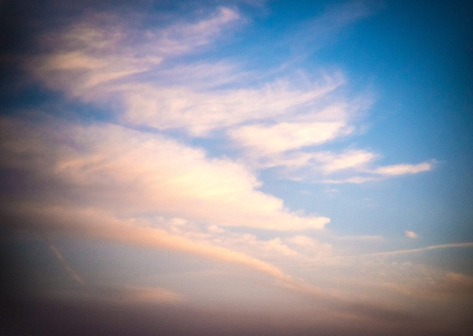 Dreamy blue sky clouds | Editorial Travel Photographer
