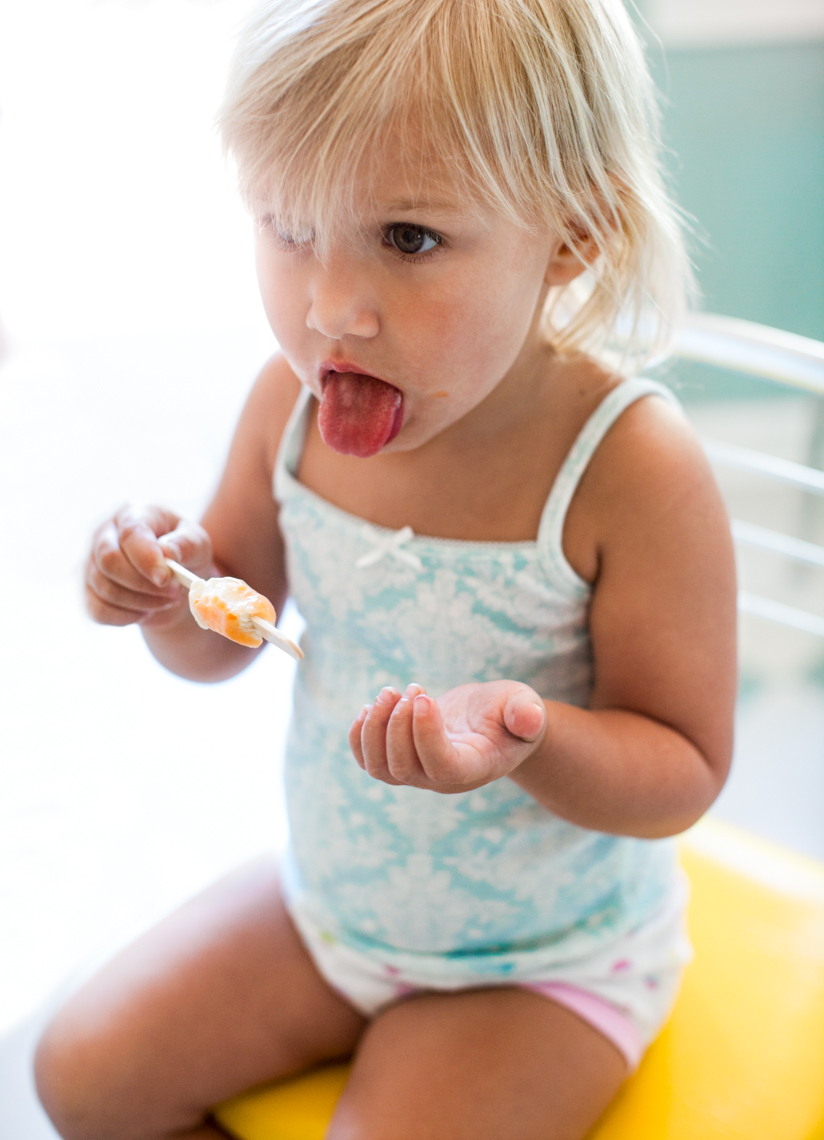 Child eating dripping popsicle | Kids Lifestyle Photographer