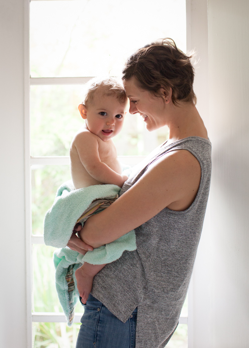 Sweet baby towel | Visual Storytelling Photographer