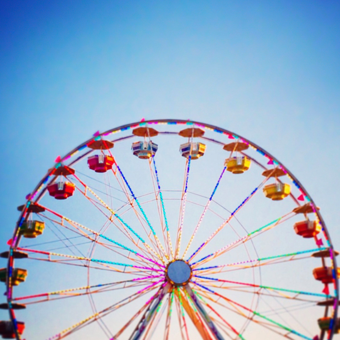 Bright Ferris Wheel | Austin Lifestyle Photographer